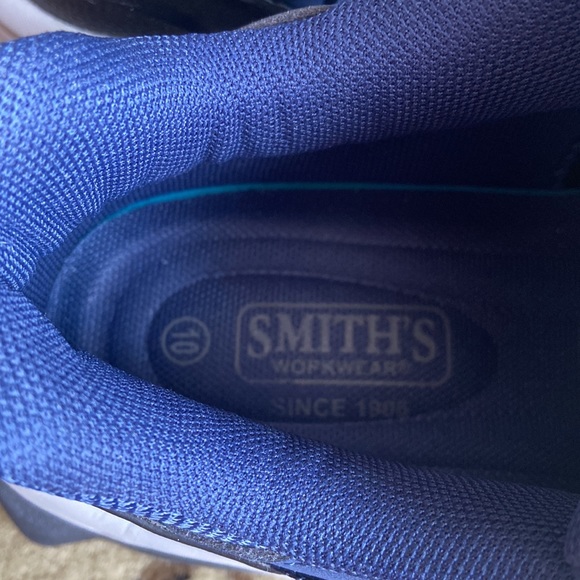 Smith’s hiking sneakers - Picture 10 of 15